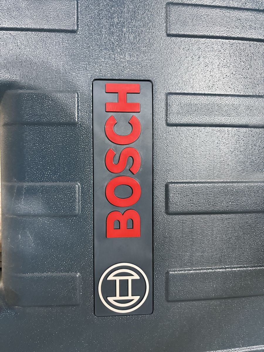 Bosch 1000-ft Red 360-Degree Self-Leveling Rotary Laser Level Kit