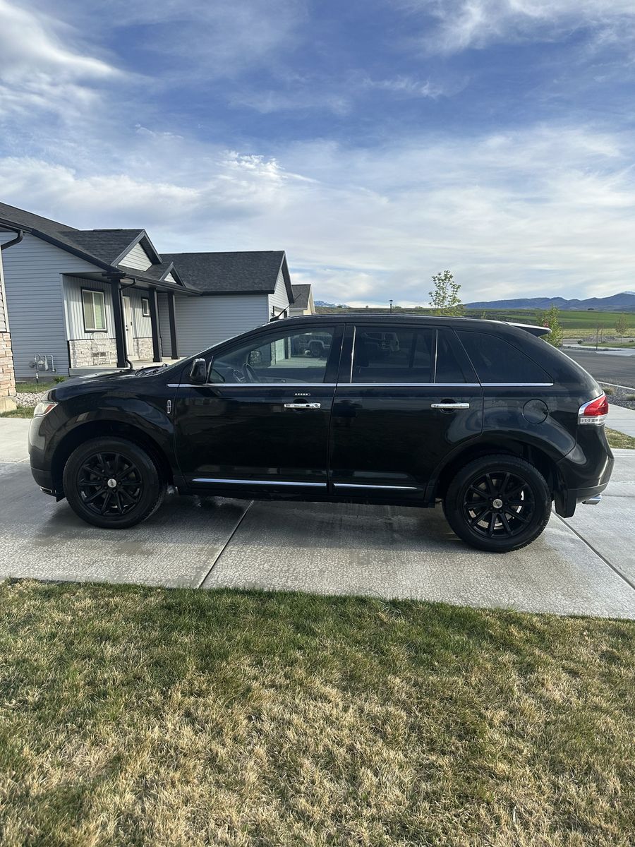 2011 Lincoln MKX 