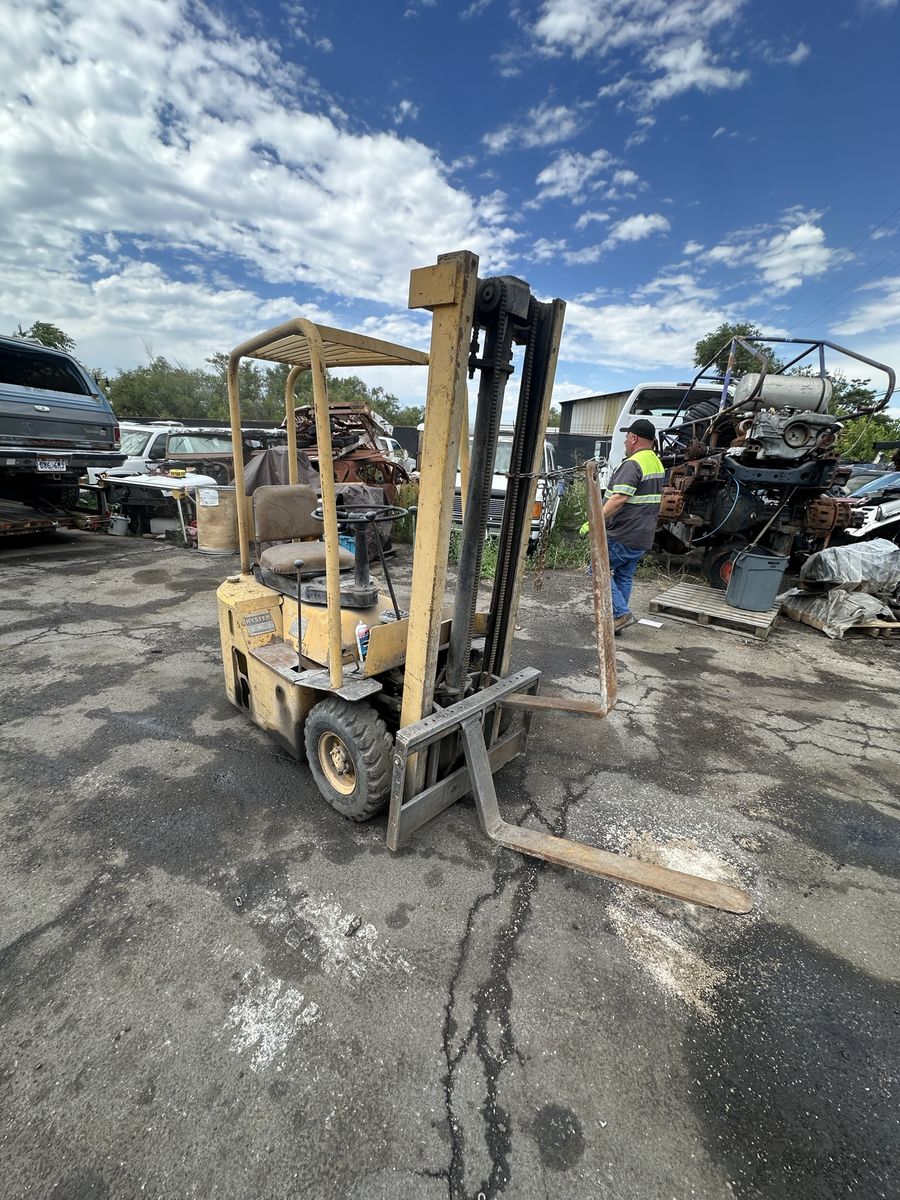 Hyster model qn-20 lift truck