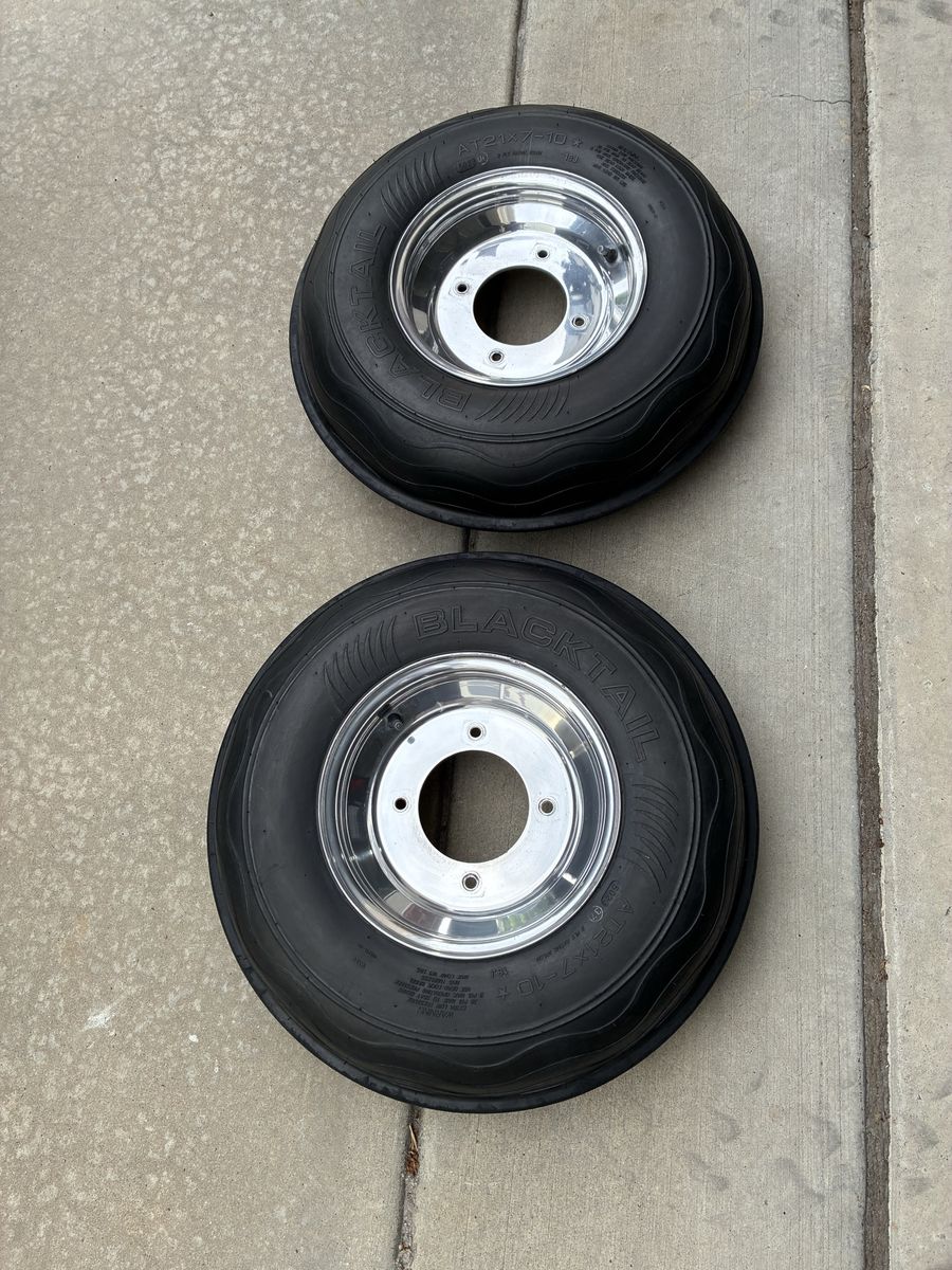 Honda Douglas blue label wheels with Blacktail front runner tires
