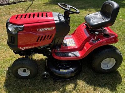 Troy Bilt Riding Lawn Mower