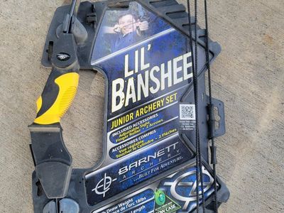 Barnett LiL Banshee jr Archery Set