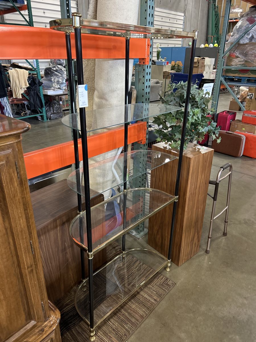 Glass shelving’s