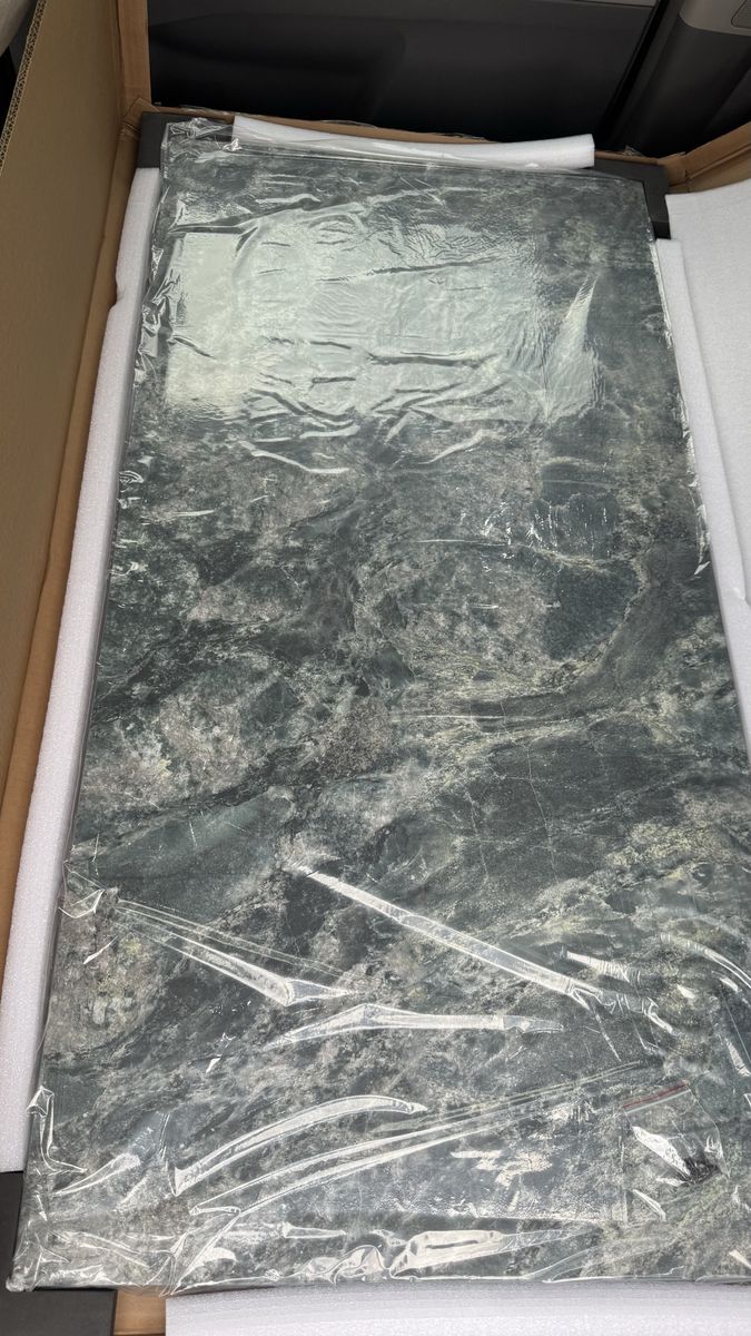 Main image 8