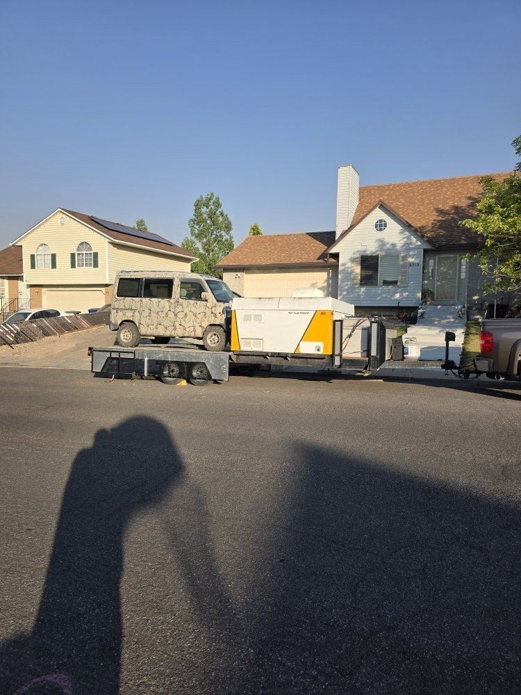 2005 Fleetwood pop-up toy Hauler