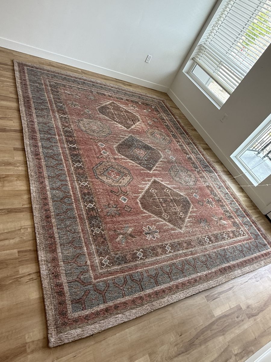 8'x10' Area Rug