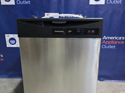 Frigidaire dishwasher - Scratch and dent