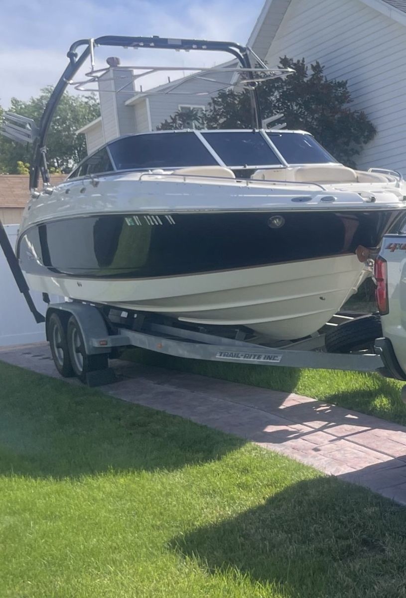 2004 chaparral 256 ssi
