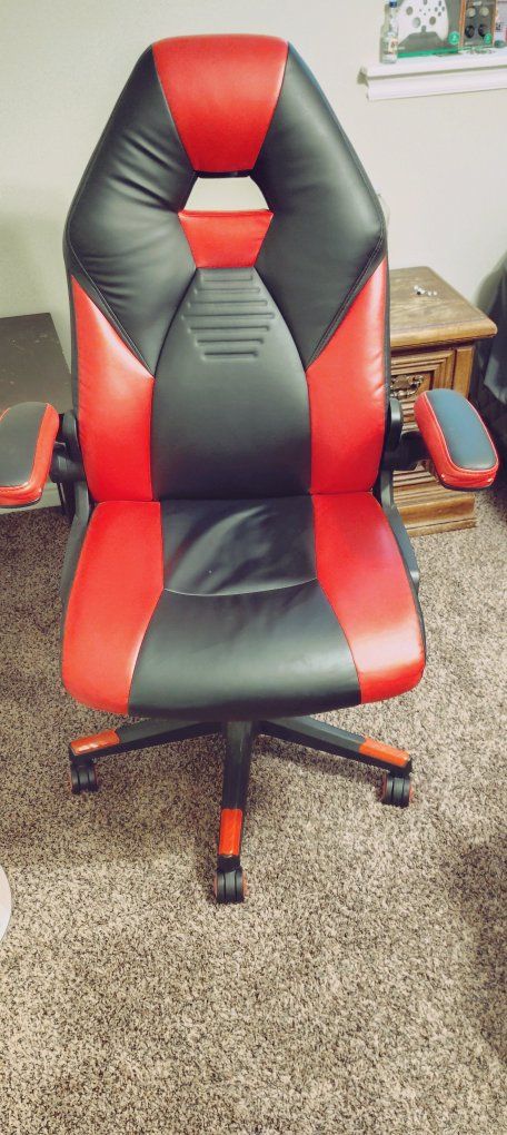 Red and Black Ergonomic Leatherette Gaming Office Chair with Armrests and Wheels
