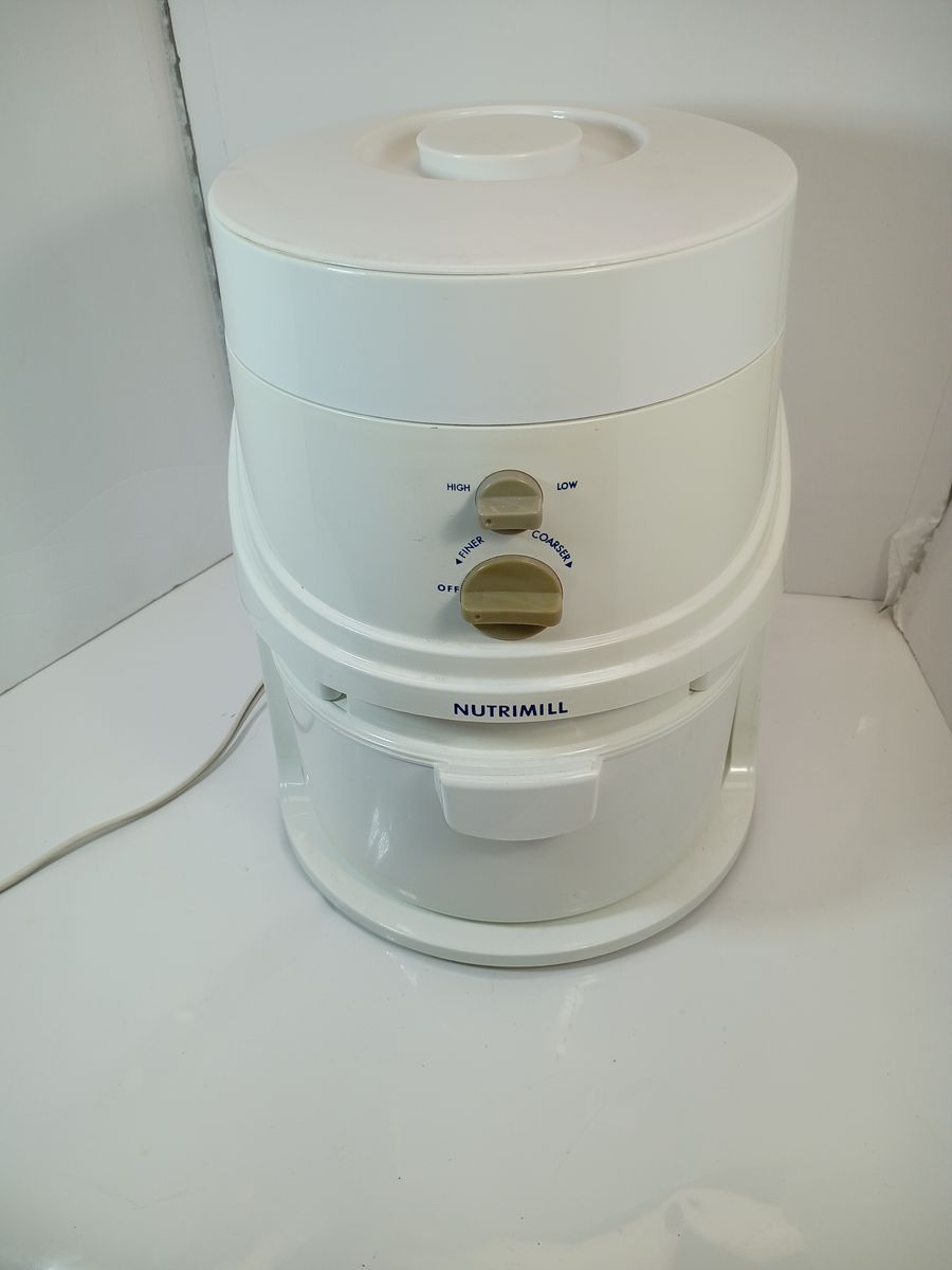 Nutrimill high speed grinder flour wheat corn rice bean rye oats grains HS4.1 working