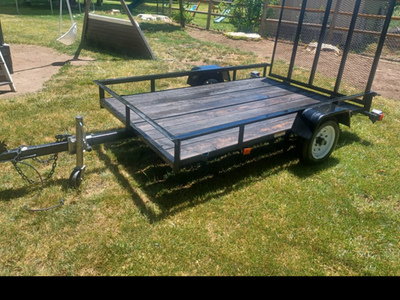 Trailer 5x8 ft $750 good condition