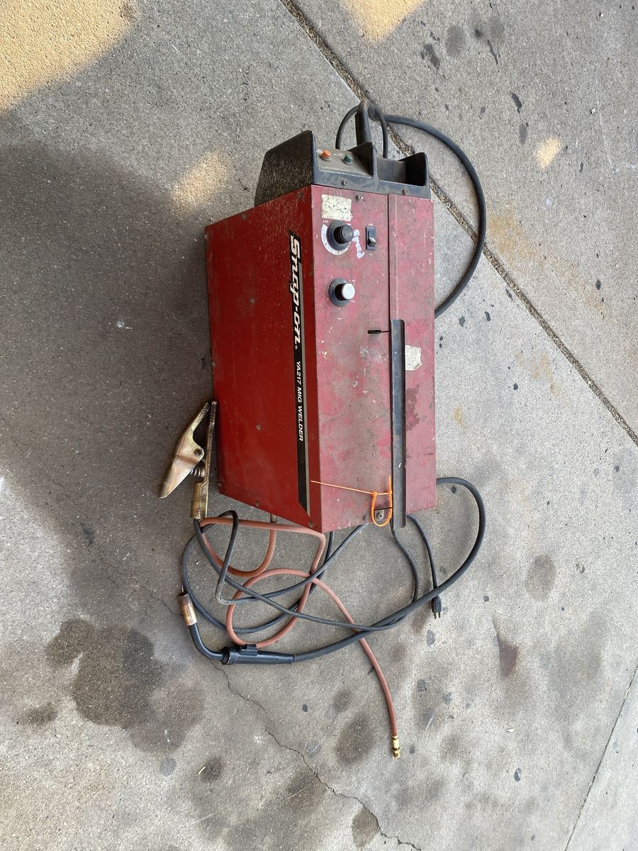 Main image 3
