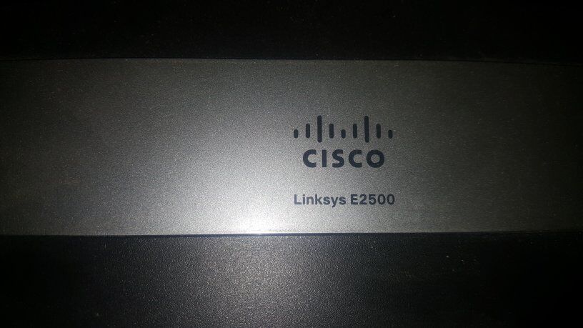 Linksys E2500 Wireless Router
