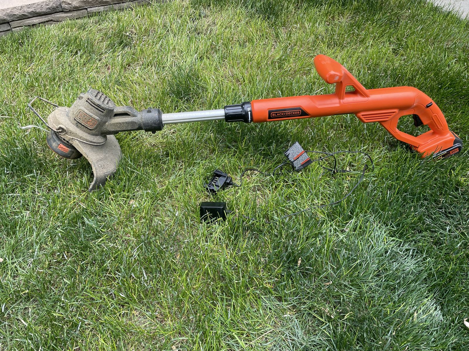 Black and Decker Electric Trimmer with charging cable and battery