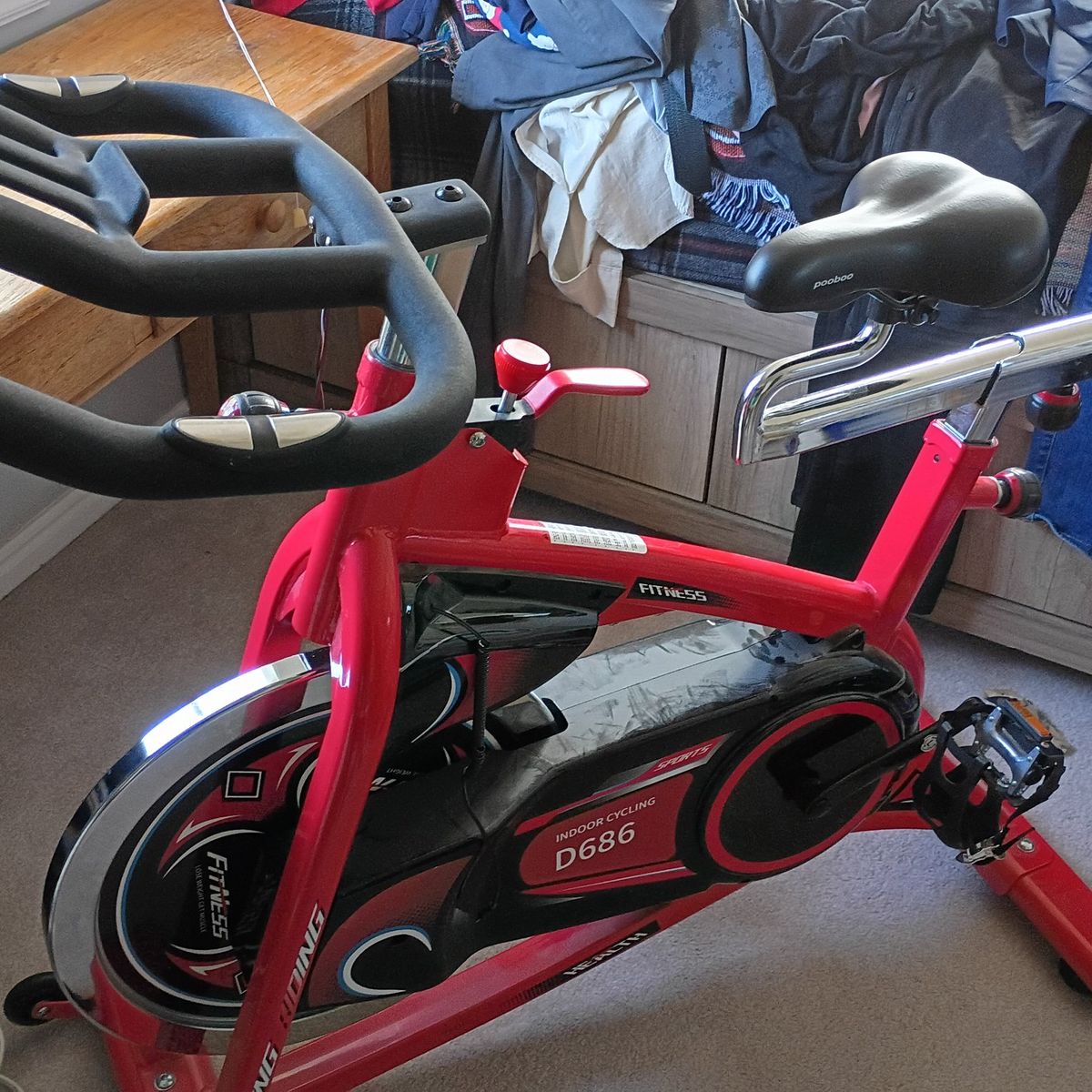SPORTS D686 Indoor Cycling Exercise Bike - Red & Black Stationary Bike with Adjustable Seat