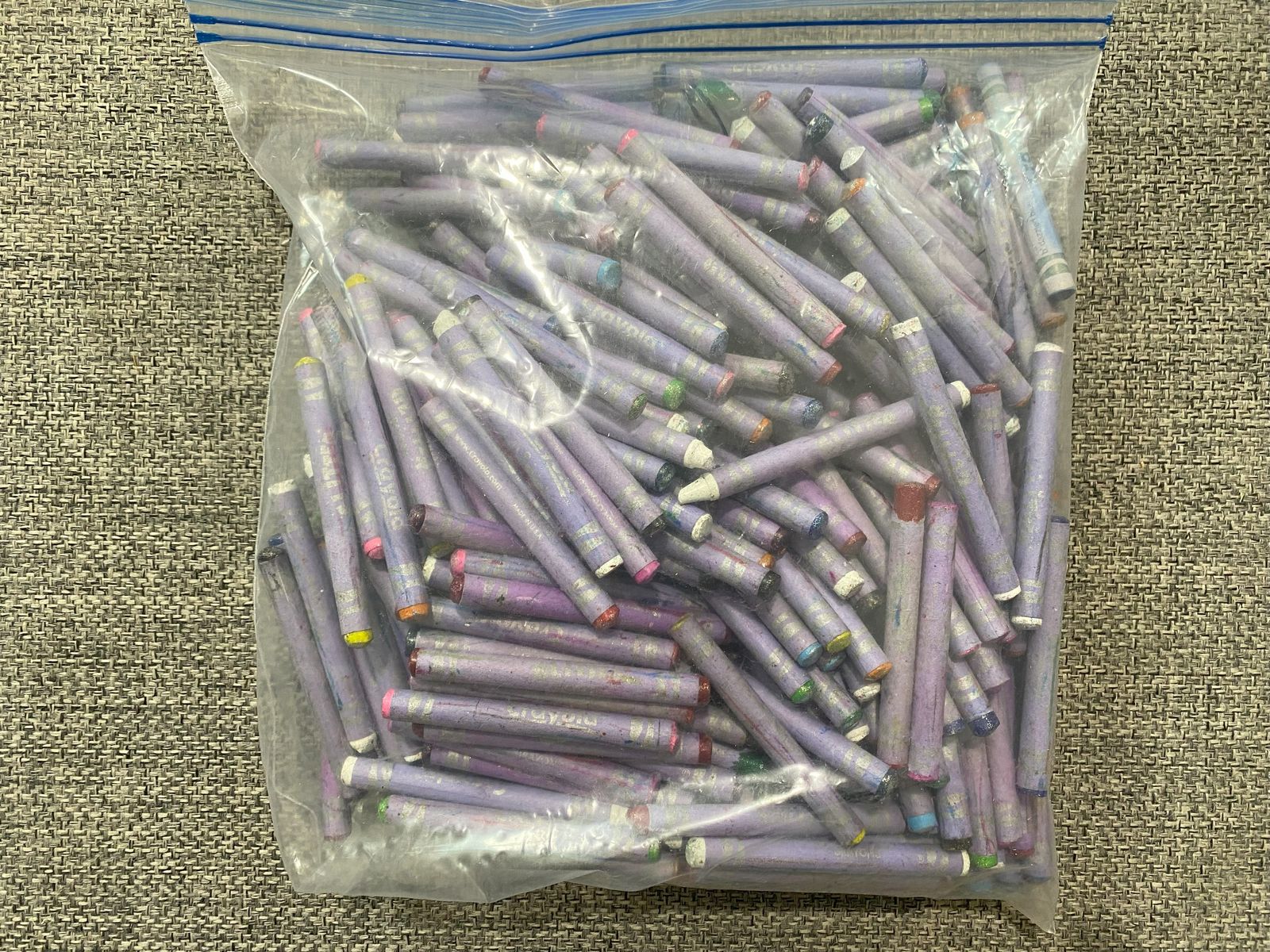 Bag of Glitter Crayons