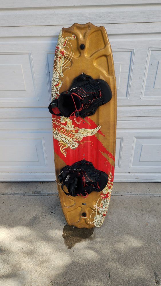 CLUB BOARDCO. Wakeboard 125cm