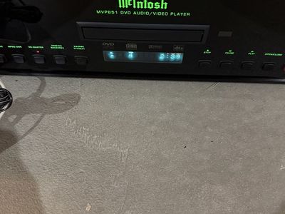 McIntosh MVP-851 cd/dvd player