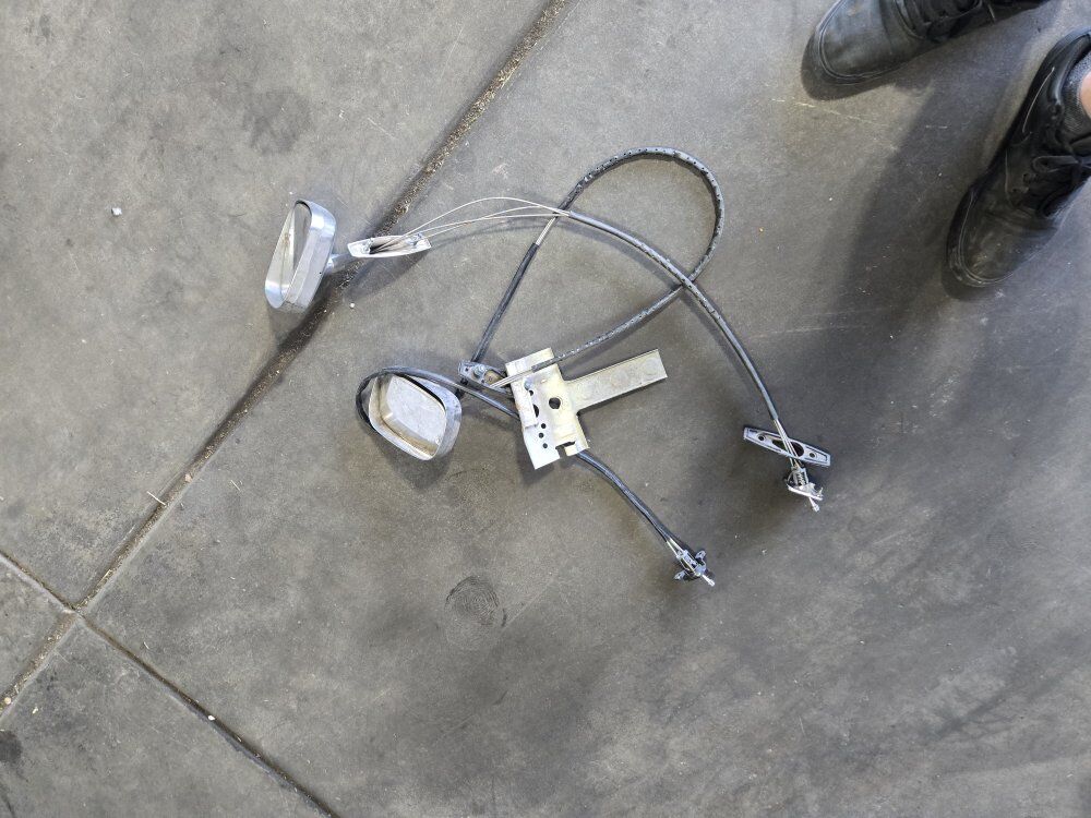 1968 to 69 firebird amd camaro mirrors