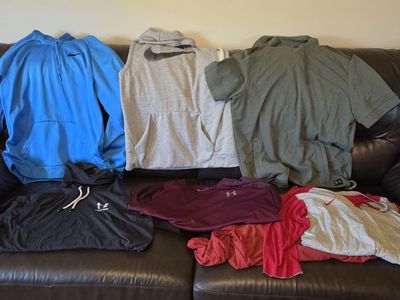 Men's Nike & Under Armour Athletic Clothing Bulk Lot - Size Large