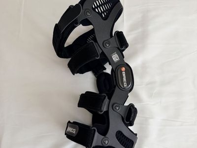Breg Fusion XT Knee Brace Right Leg Ligament & OA Support Size XXL Black