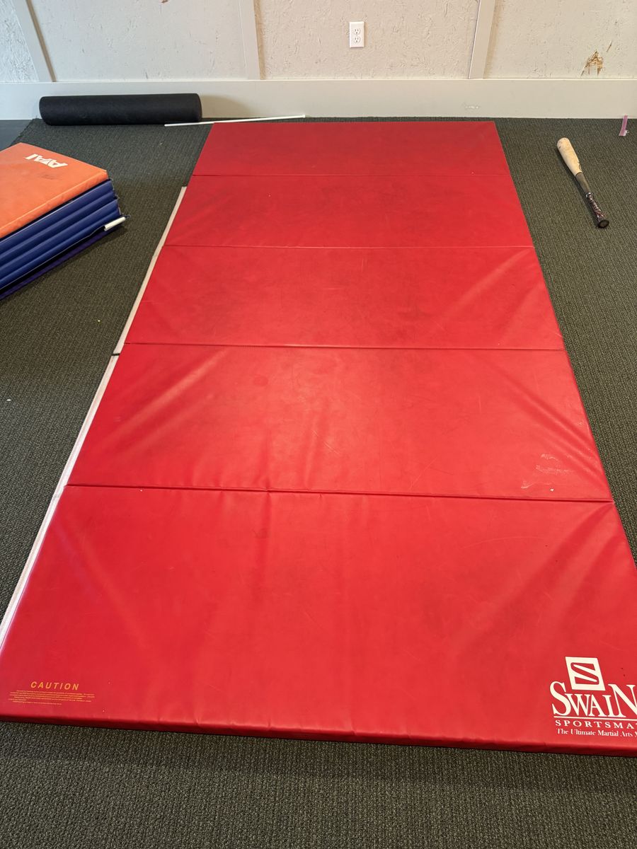 Swain mat pad mma, tumbling, gymnastics 5x10