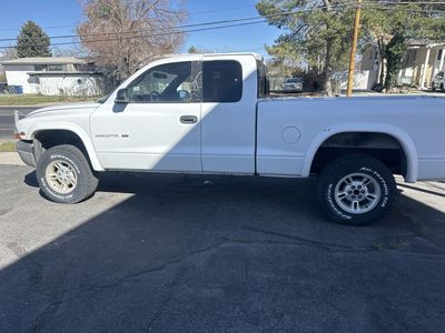 2000 DODGE DAKOTA SLT