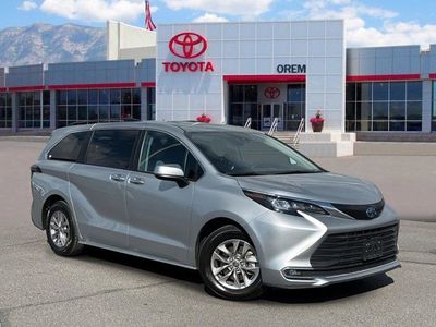 2024 Toyota Sienna XLE 8-Passenger