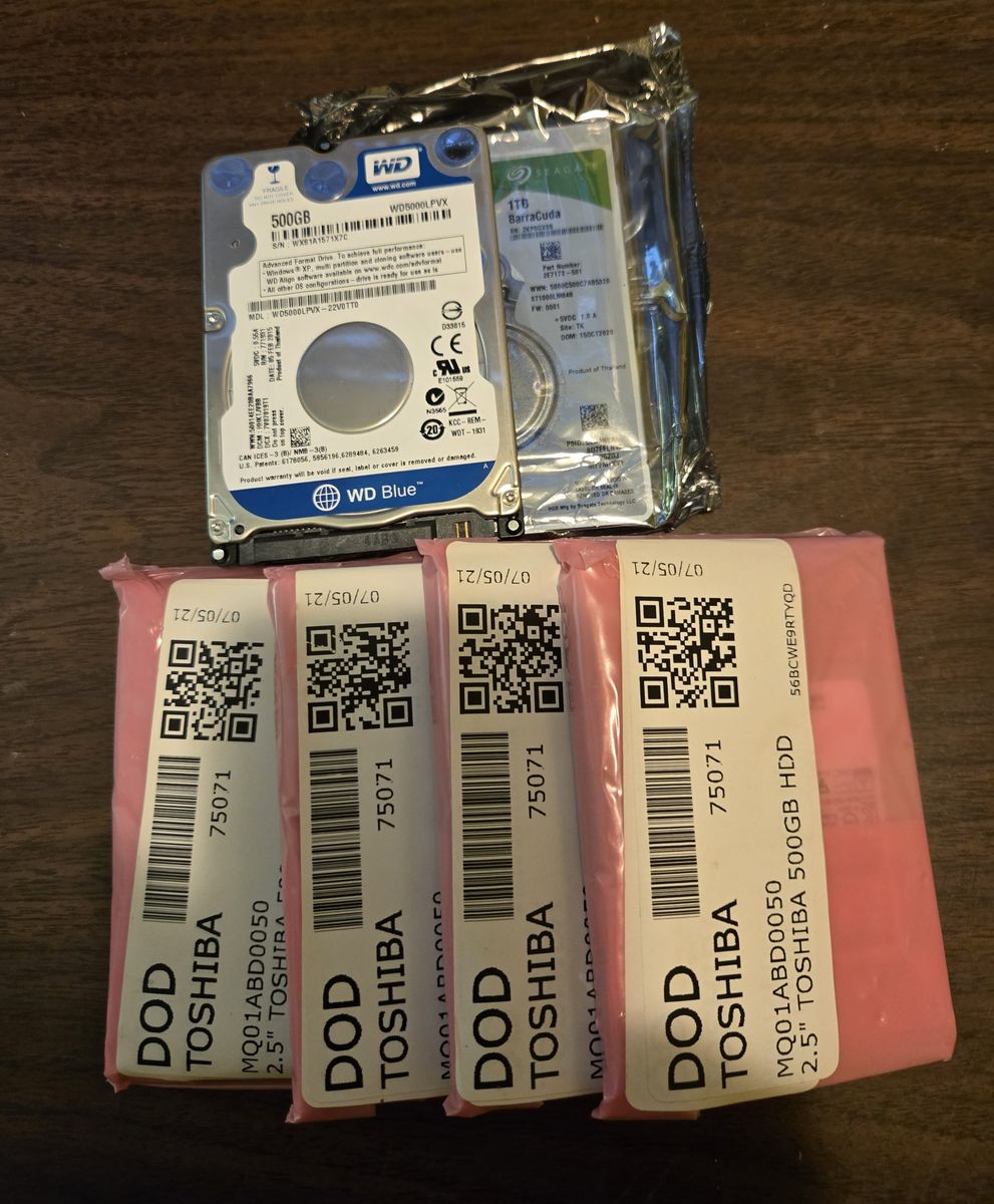 (6) 2.5 inch HDD new