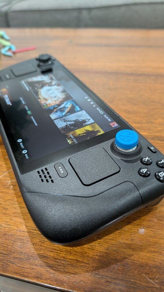 Valve Stem Deck 512 GB