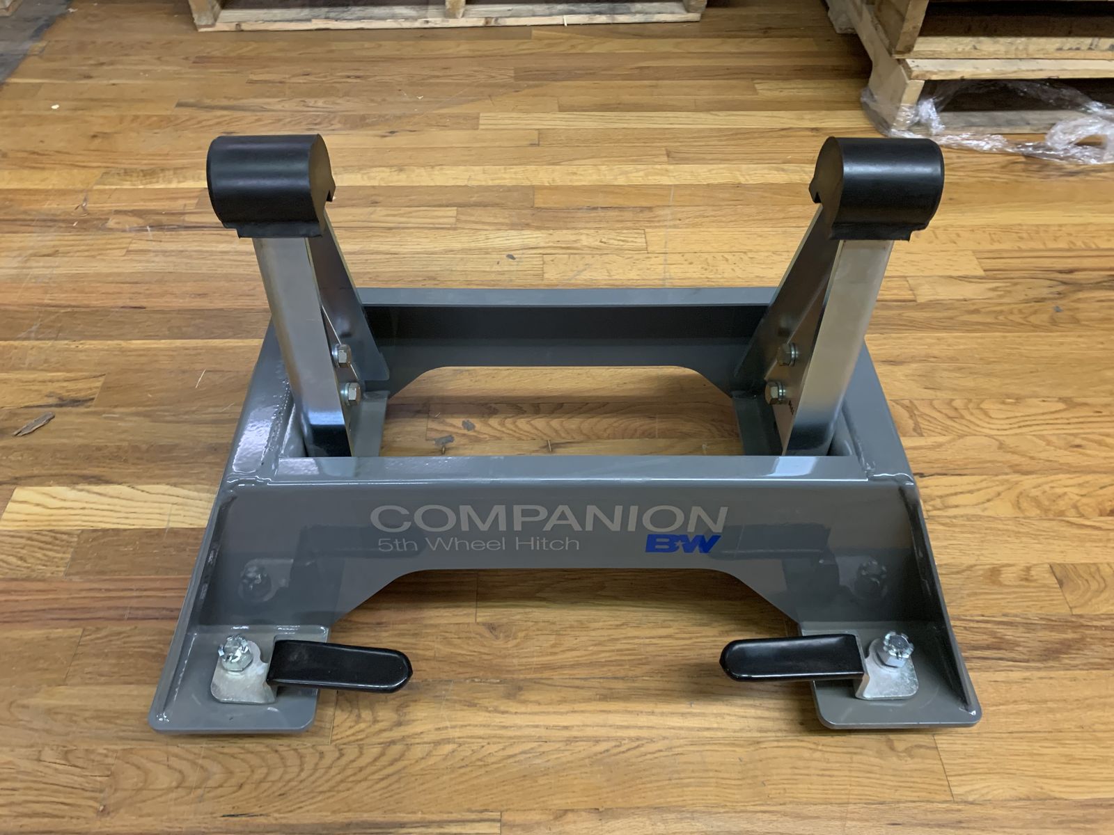 B&W Trailer Hitches 20K Companion Replacement Base for Companion OEM 5th Wheel Towing Universal Fitment B&W RVB3710