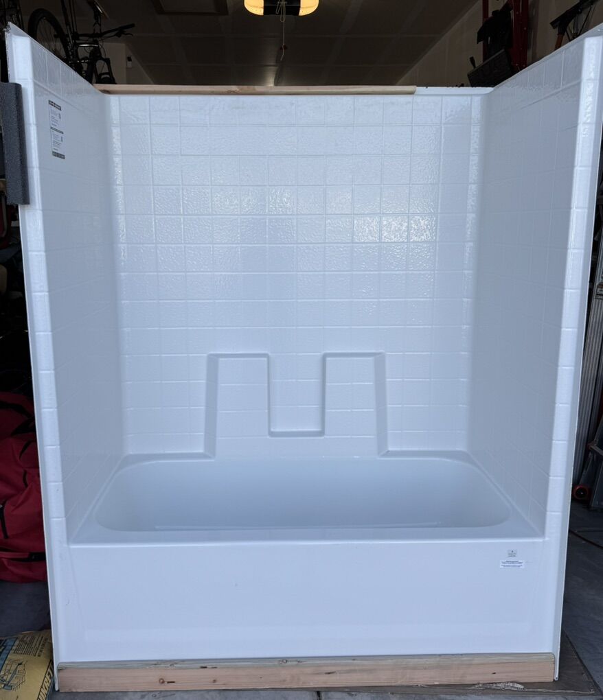AQUATIC 60x30 Center Drain One-Piece Tub Shower