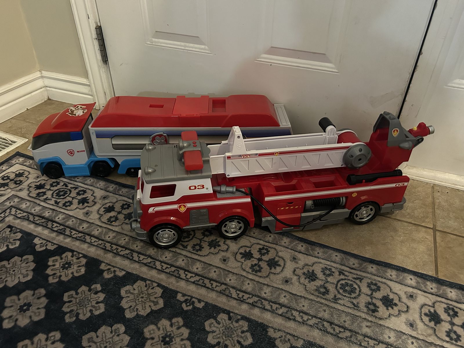 Paw Patrol Fire Truck & Patroller Transporter