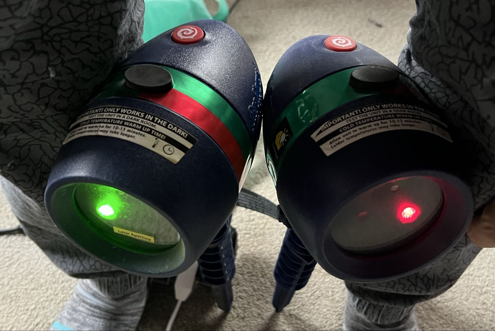 Green and red laser holiday yard lights