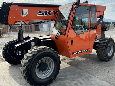 SkyTrak Telehandler for Rent 6042 - 6k Pound Lifting with 44 Foot Reach