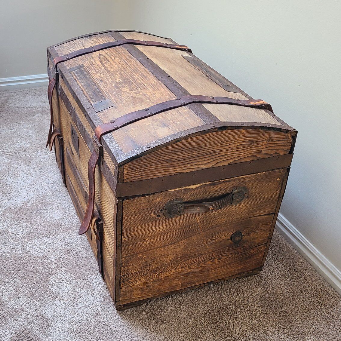 Curved Back Trunk