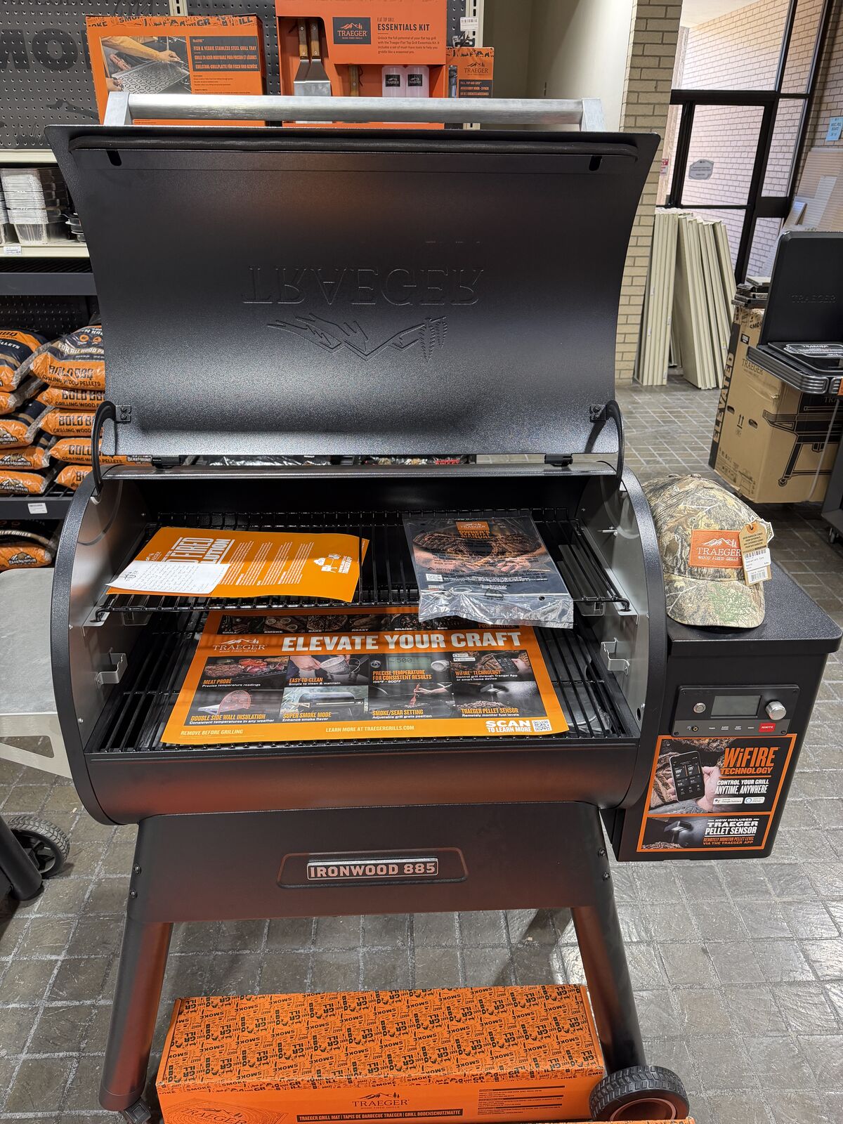 Traeger Ironwood 885