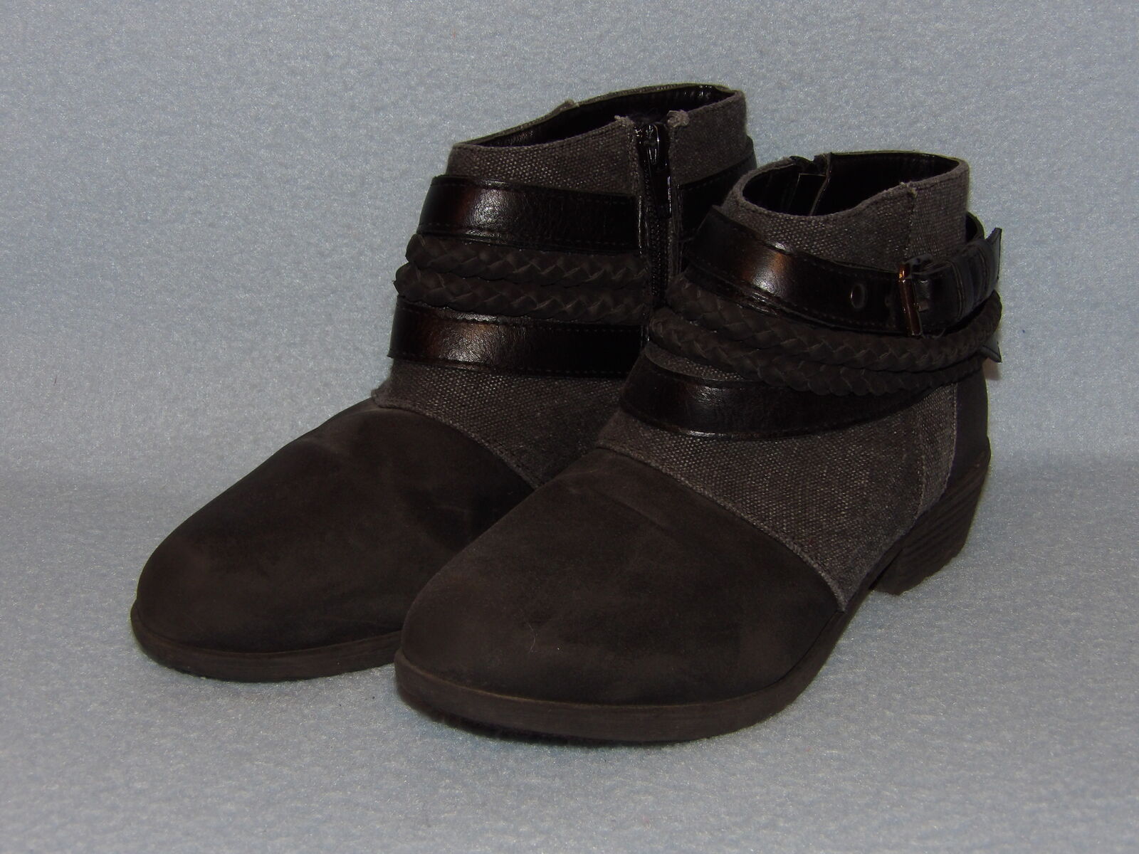 Girl's Size 4 Pre-owned Black Dress Zippered Boots