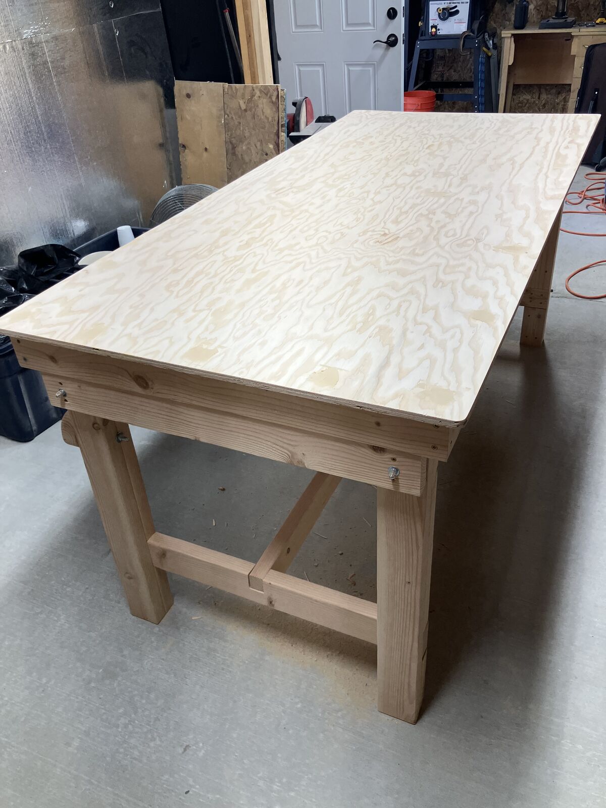 TABLE, HEAVY DUTY