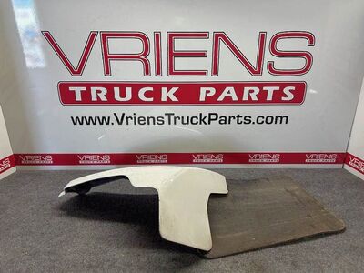 Peterbilt Right Fender Extension for a Peterbilt 579