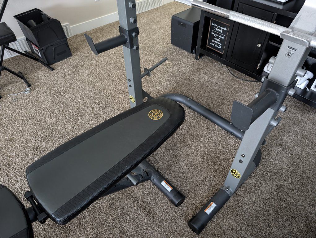 Gold's Gym XRS 20 Olympic Workout Benchand squat rack with Removable Preacher Pad
