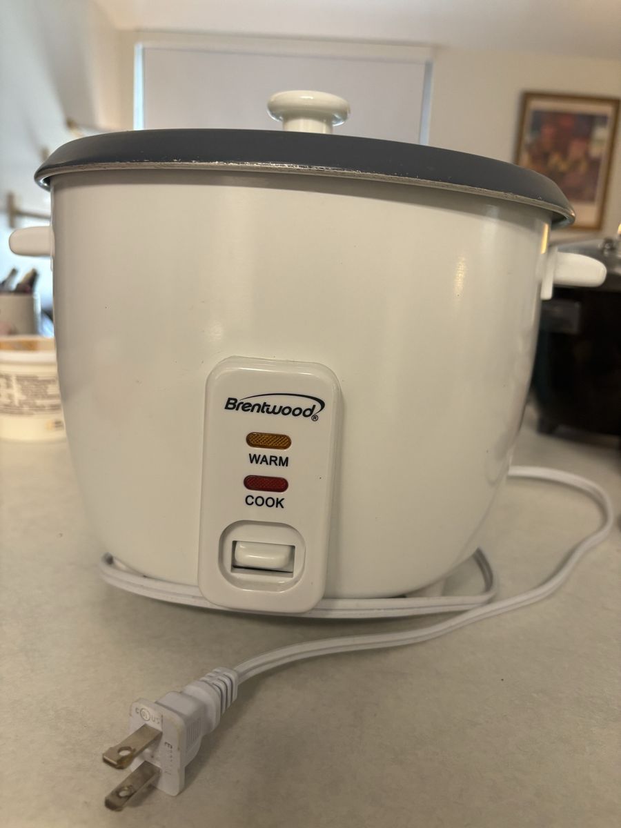 Brentwood Electric Rice Cooker