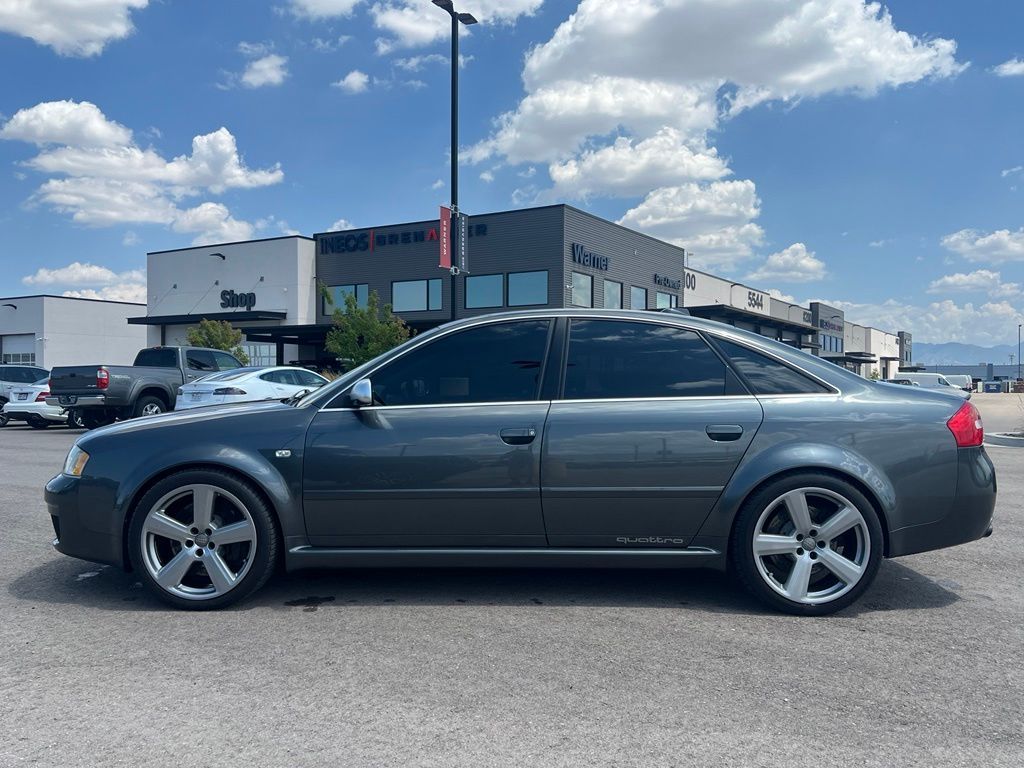 2003 Audi RS 6 quattro