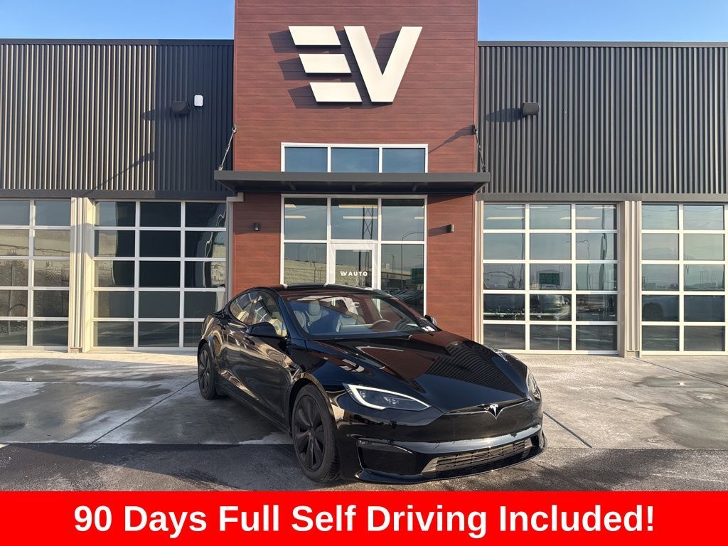 2023 Tesla Model S Plaid