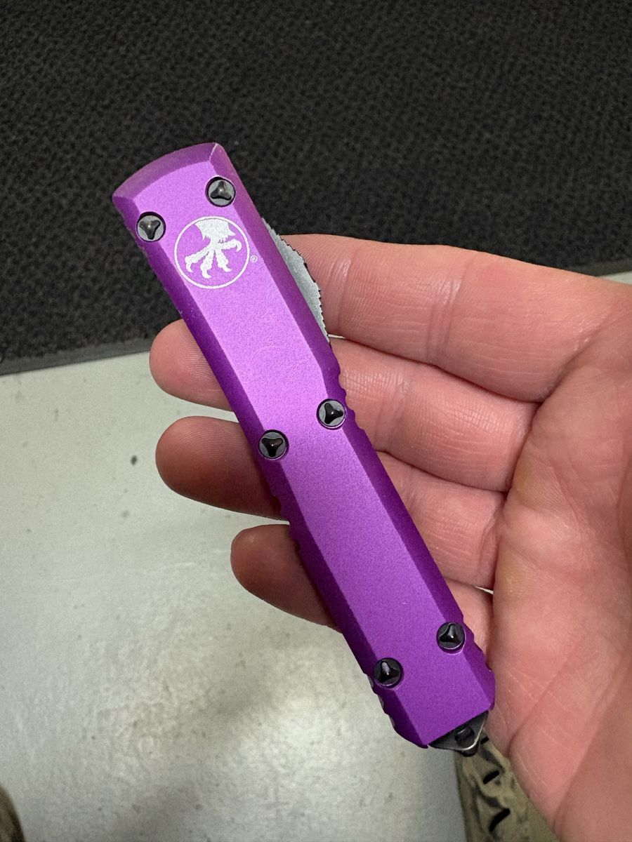 Microtech Ultratech Black D/E Violet OTF