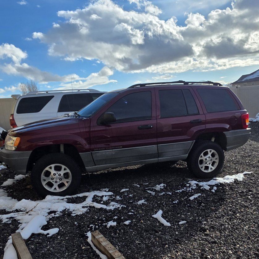 2000 Jeep Grand Cherokee Laredo