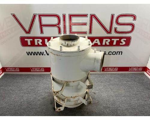 13" DIA AIR CLEANER 
24" LENGTH 
6" INLET DIA