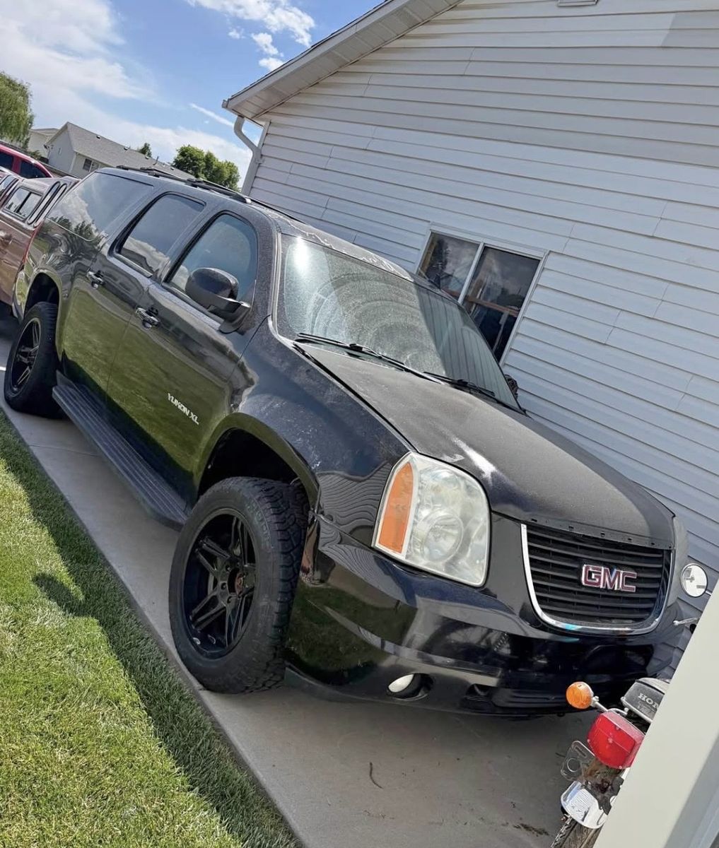 2012 GMC Yukon XL 