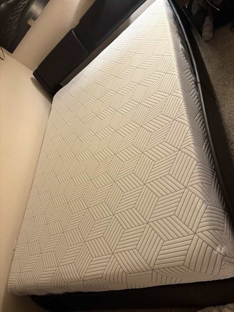 New Queen Mattress