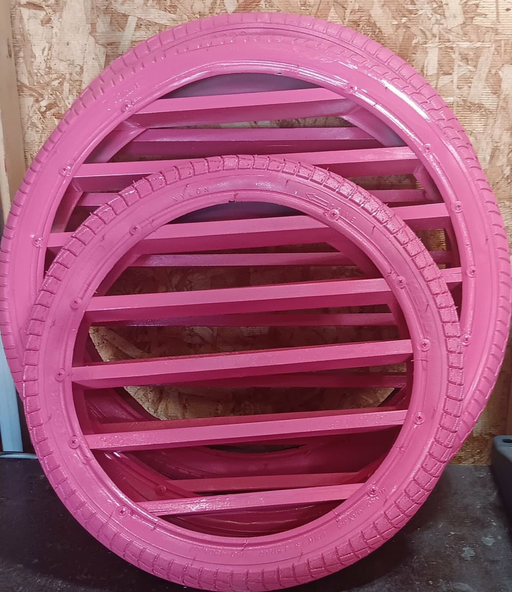 Main image 4